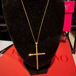 14K. Gold over Sterling Silver Cross Necklace (18 inches) 3.4 g